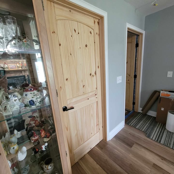 2 Panel Arch Top V-Groove Knotty Pine Wood Interior Door - Image 3