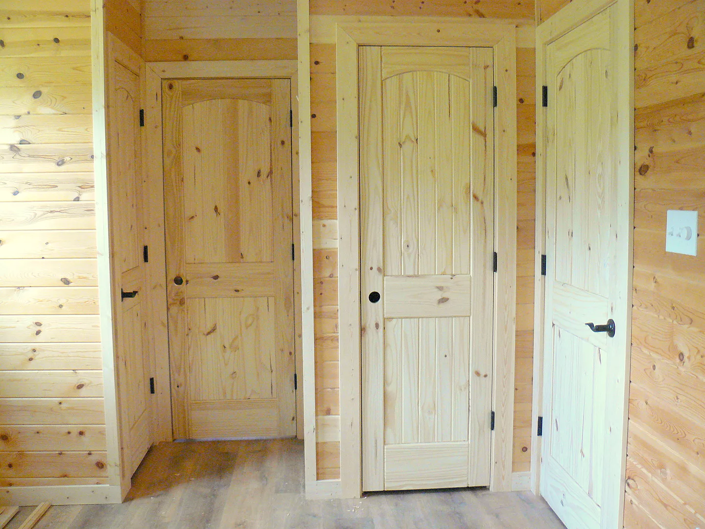 2 Panel Arch Top V-Groove Knotty Pine Wood Interior Door - Image 8