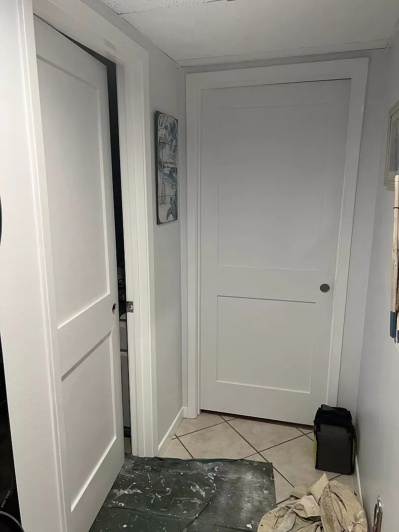 2 Panel Shaker Style Interior Door (Primed) - Image 3