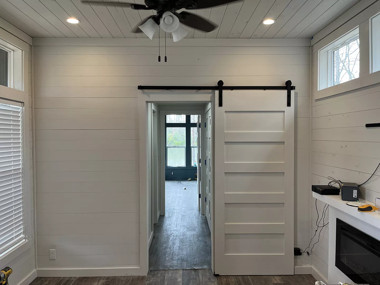 5-Panel Shaker Style Interior Door (Primed) - Image 5