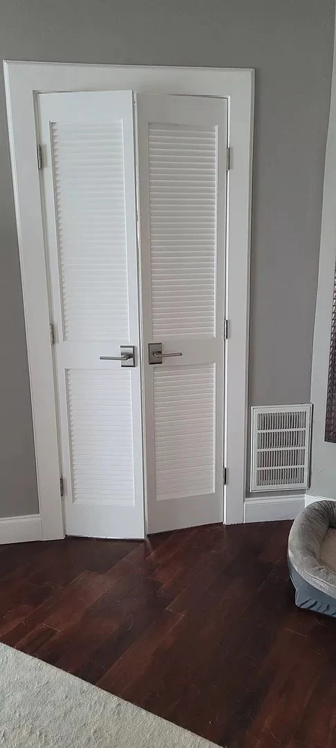 Stain Grade 2 Louver Panel Interior Door - Image 3